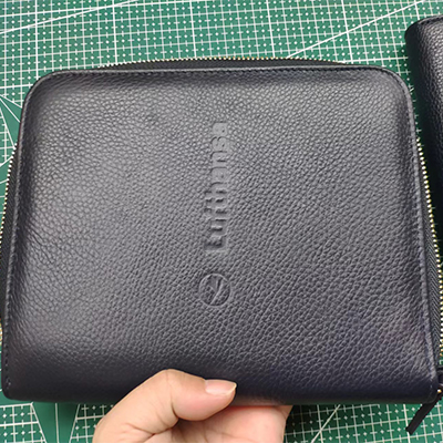 VbusiL3 Leather Travel Powerbank Bag