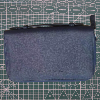 VbusiL15 Leather Hand Wallet For Volvo